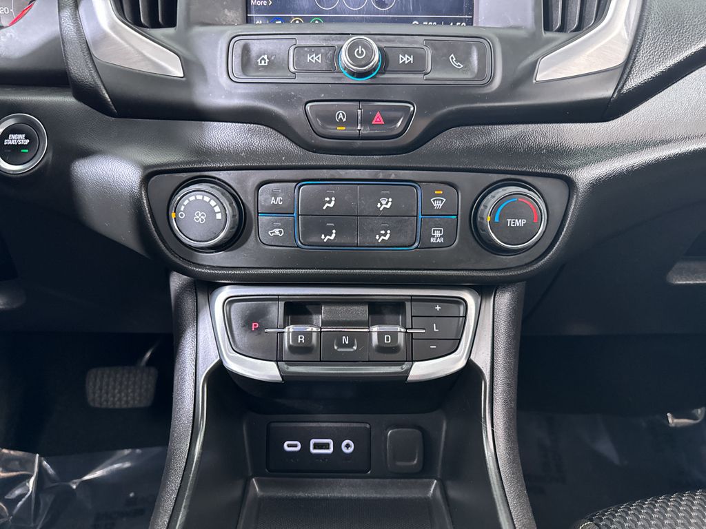 2022 Gmc Terrain SLE photo 30