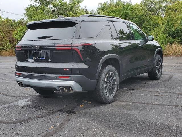 2026 Chevrolet Traverse Z71 photo 2
