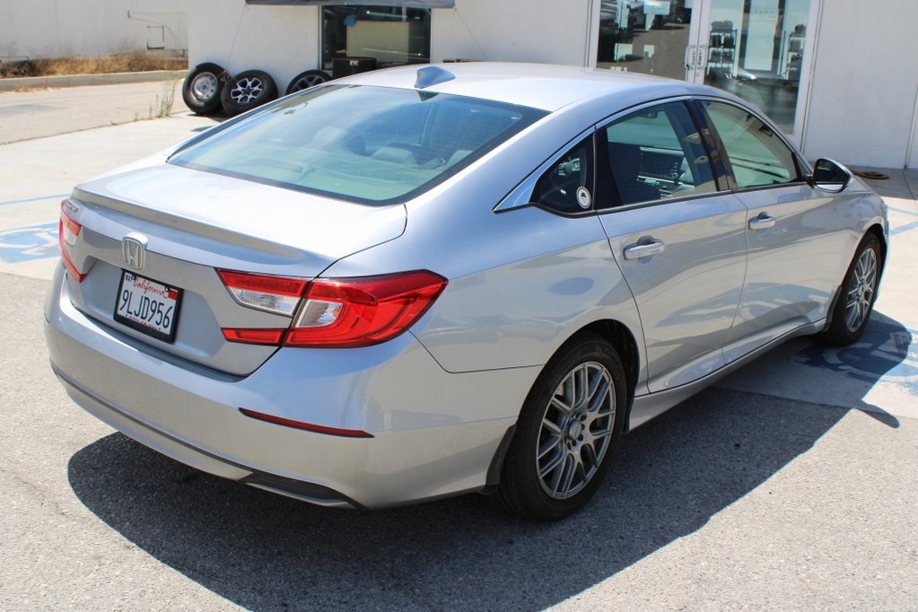 2019 Honda Accord LX photo 3