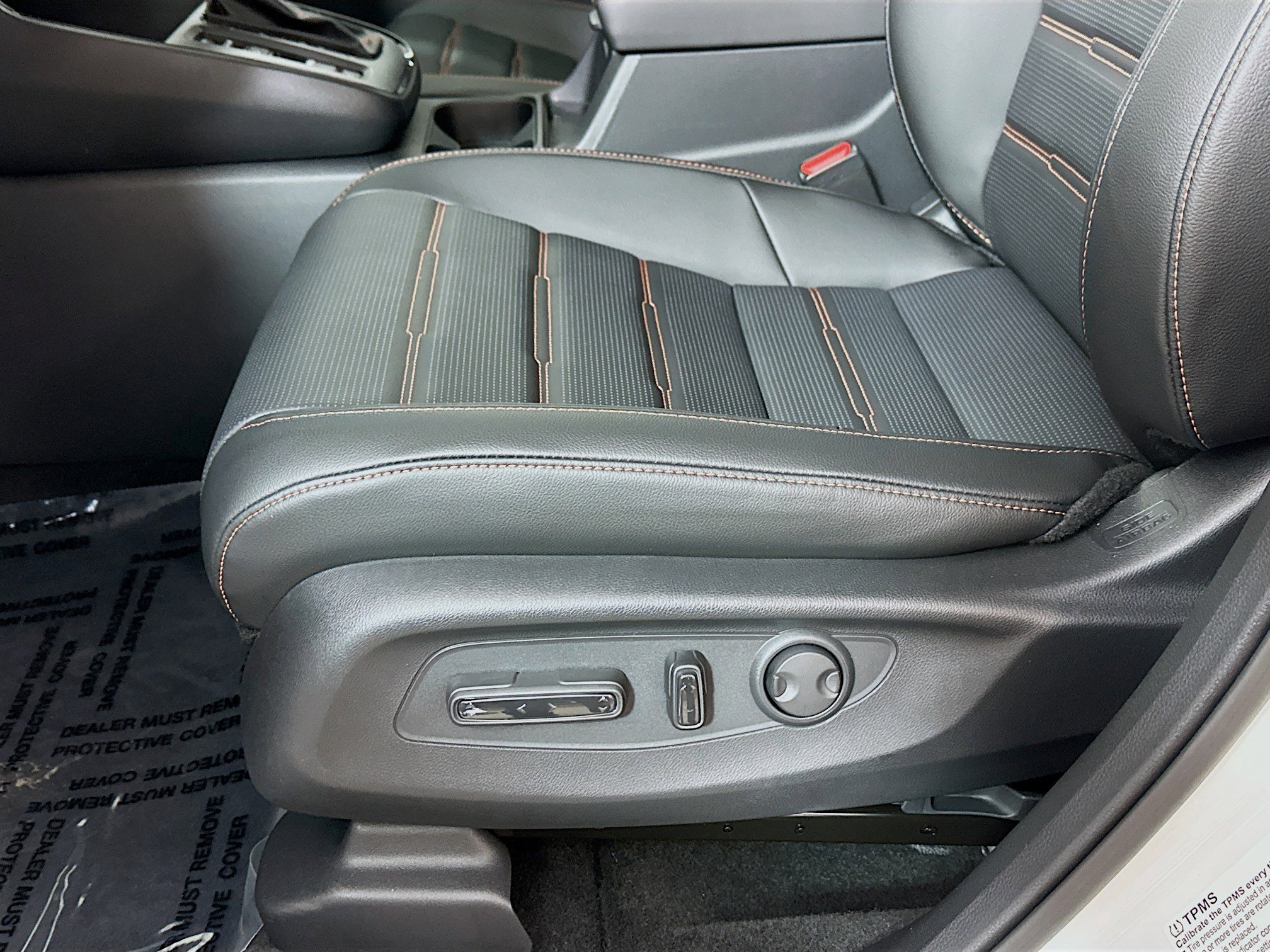 2026 Honda CR-V Hybrid Sport Touring photo 18