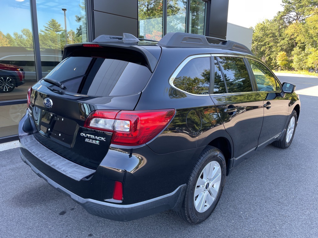 2016 Subaru Outback 2.5i Premium photo 6