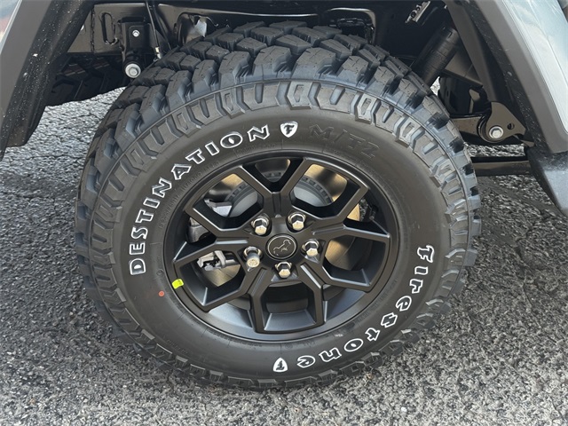 2025 Jeep Gladiator Sport photo 11