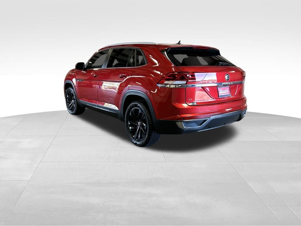 2022 Volkswagen Atlas Cross Sport SE Technology photo 2
