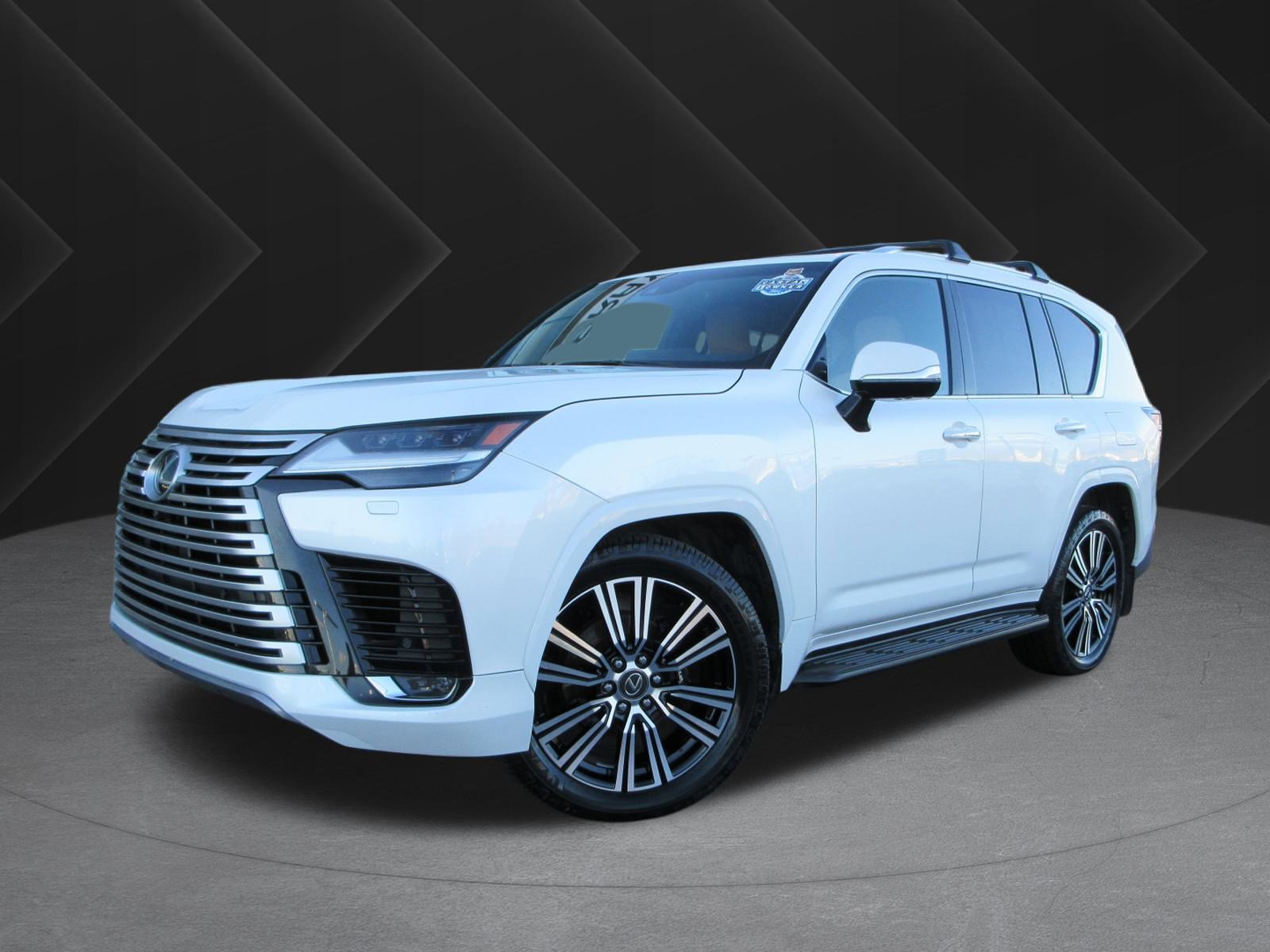 2024 Lexus LX Luxury's photo
