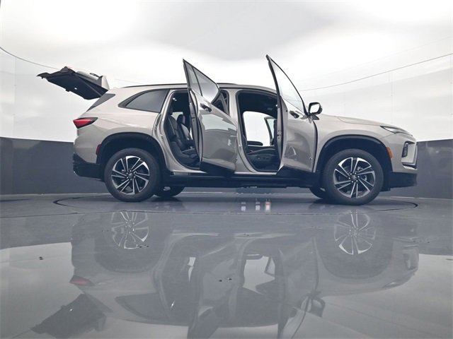 2026 Buick Enclave Sport Touring photo 34