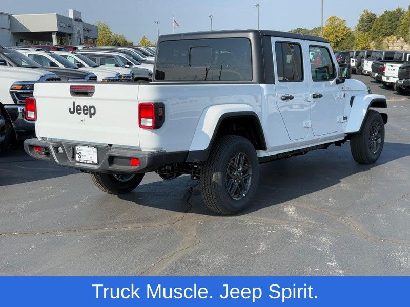 2025 Jeep Gladiator Sport S photo 3