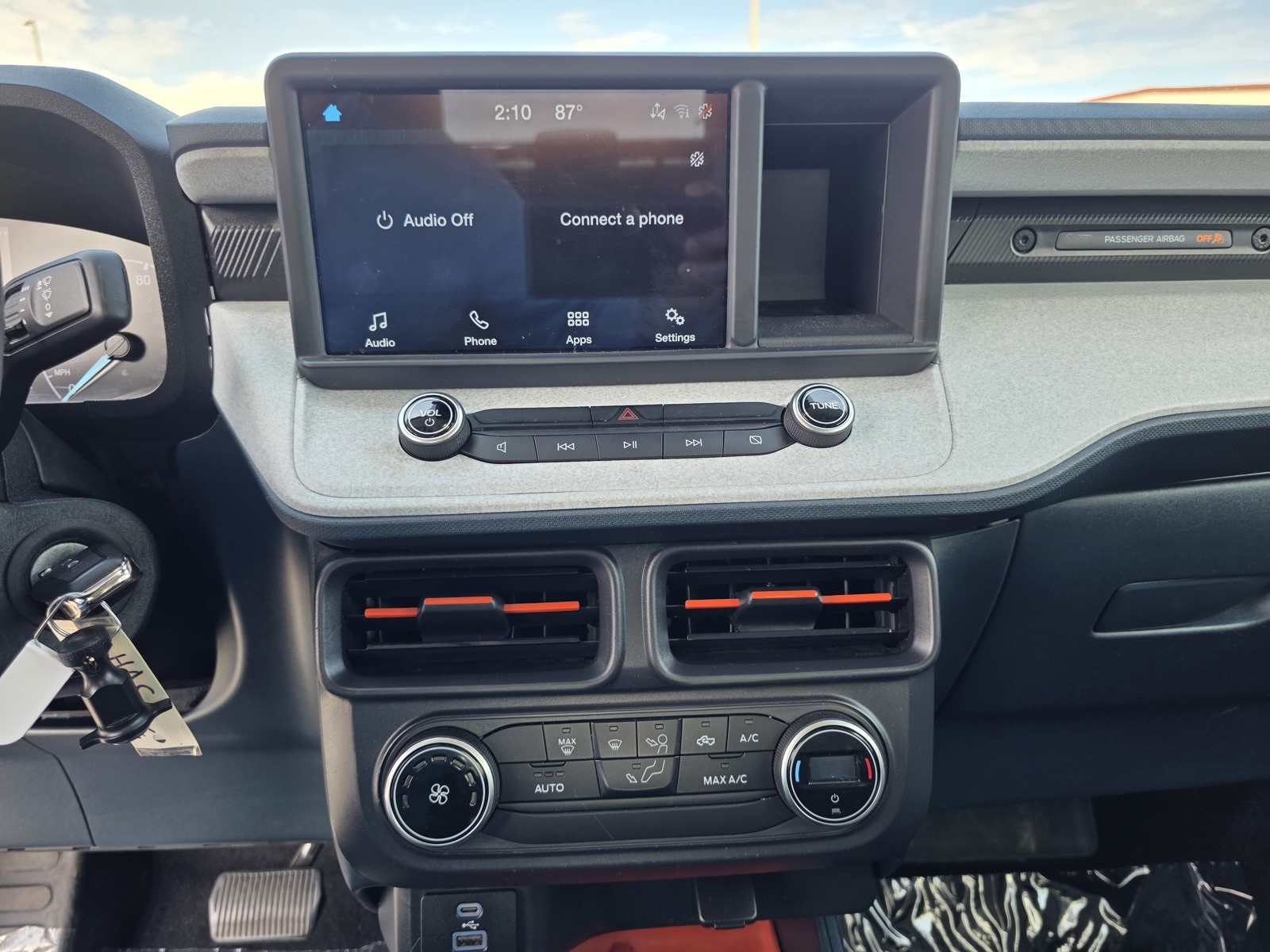 2022 Ford Maverick XLT photo 22