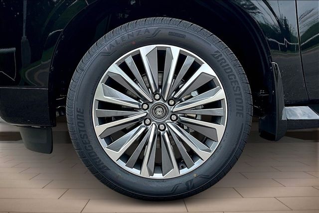 2026 Infiniti QX80 Luxe photo 3