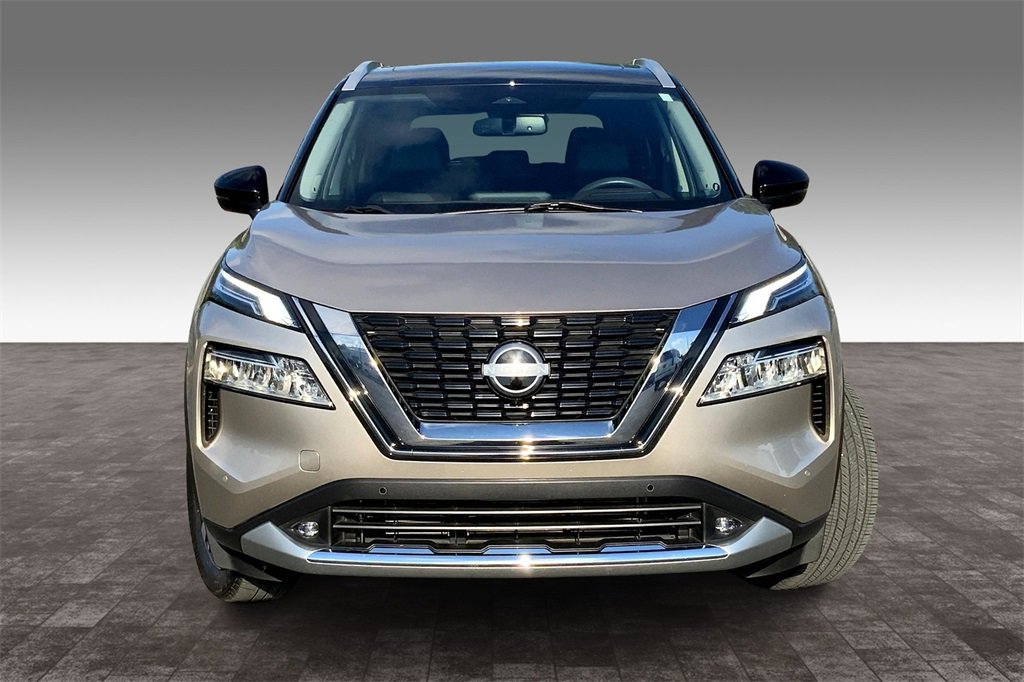 2022 Nissan Rogue Platinum photo 3