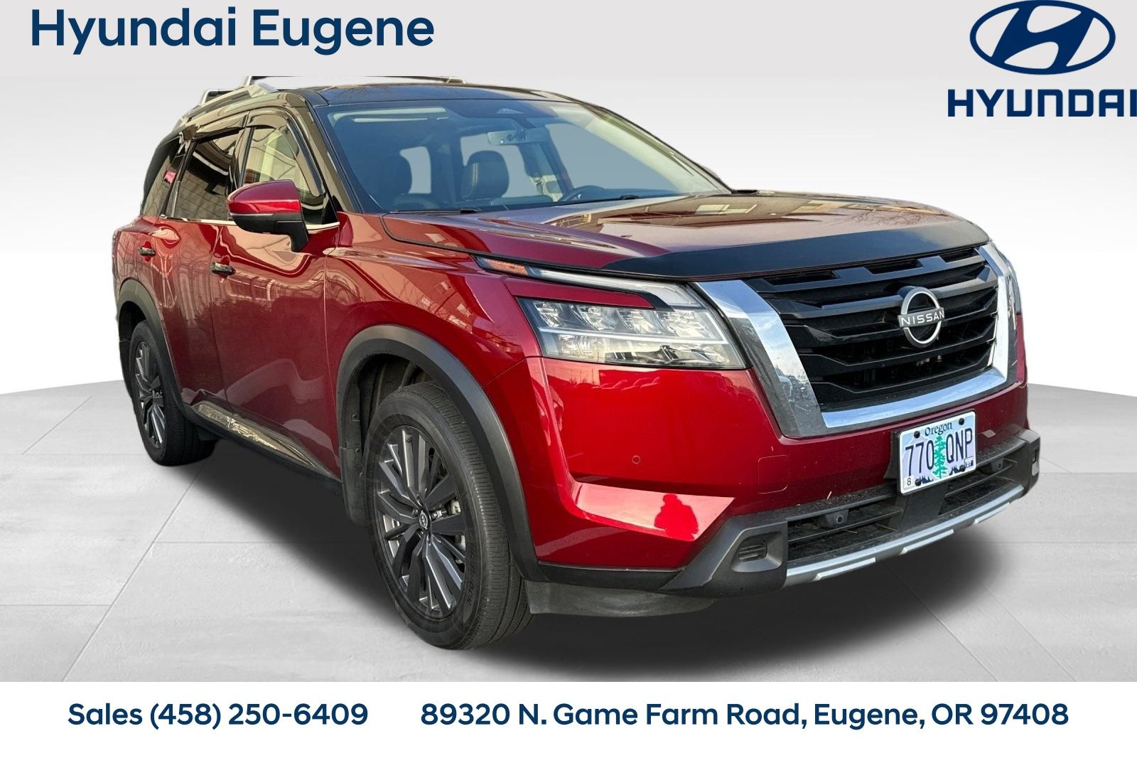 2023 Nissan Pathfinder SL's photo