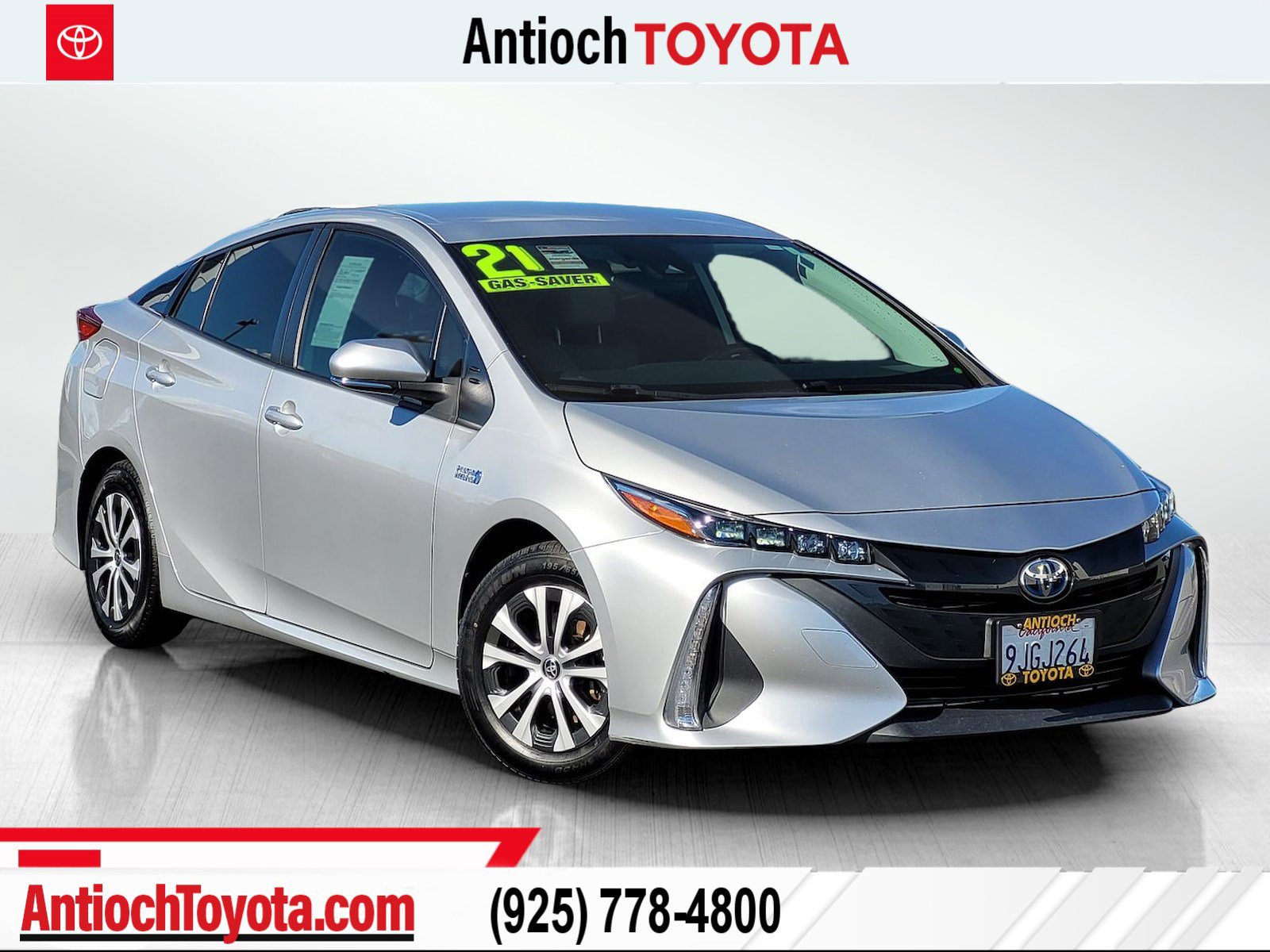 2021 Toyota Prius Prime LE's photo