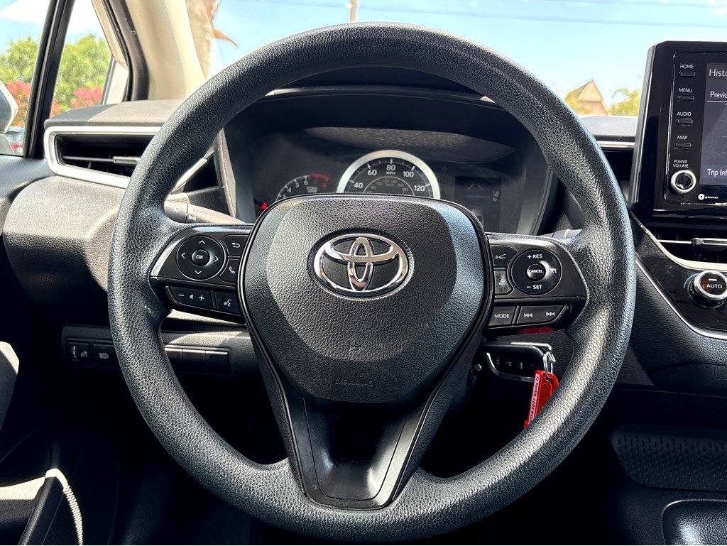 2022 Toyota Corolla LE photo 12