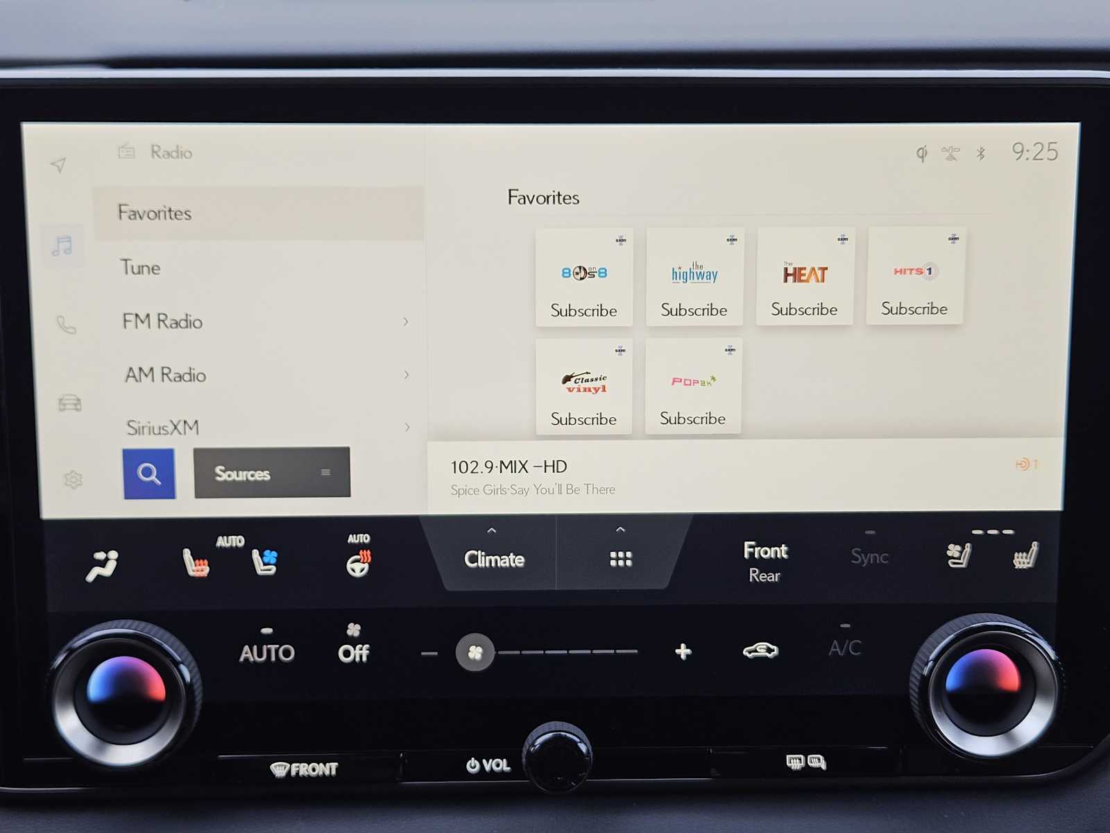 2024 Lexus RX 350 Luxury photo 11