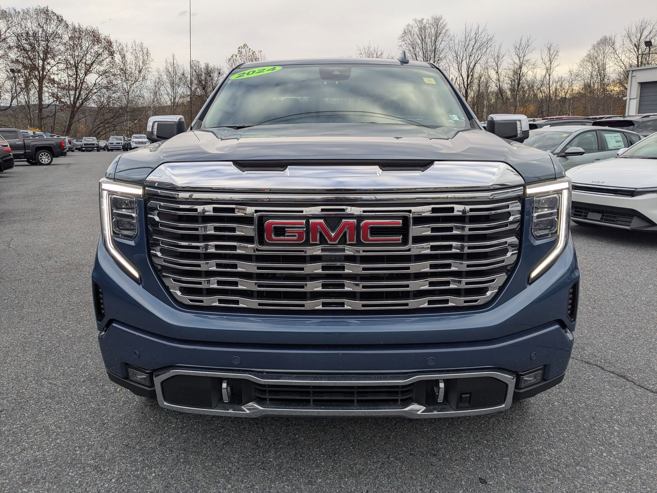 2024 Gmc Sierra 1500 Denali photo 2