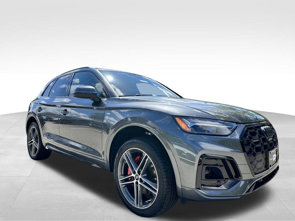 2024 Audi Q5 55 Premium Plus S line photo 3