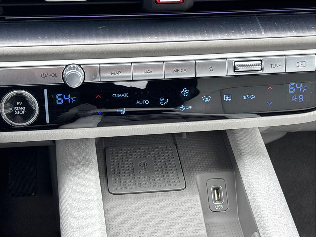 2025 Hyundai Ioniq SEL photo 20