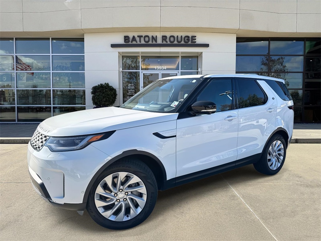 2025 Land Rover Discovery S's photo