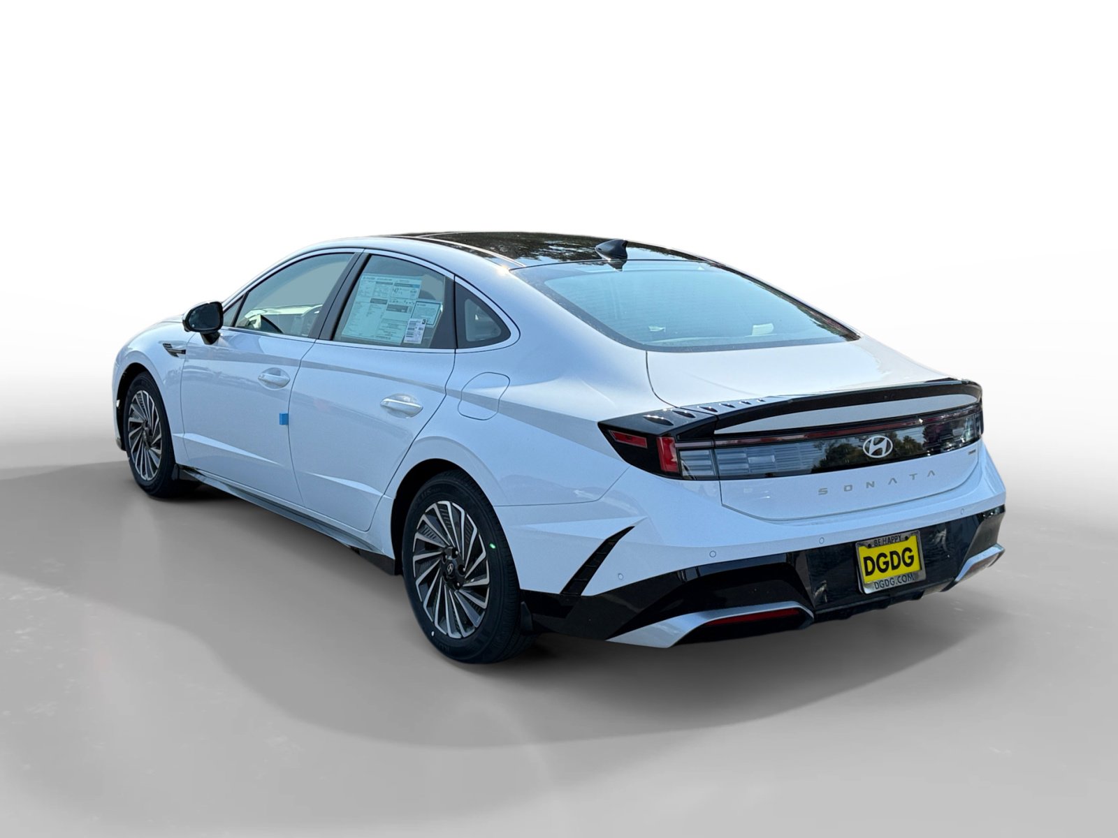 2025 Hyundai Sonata Hybrid Limited photo 3