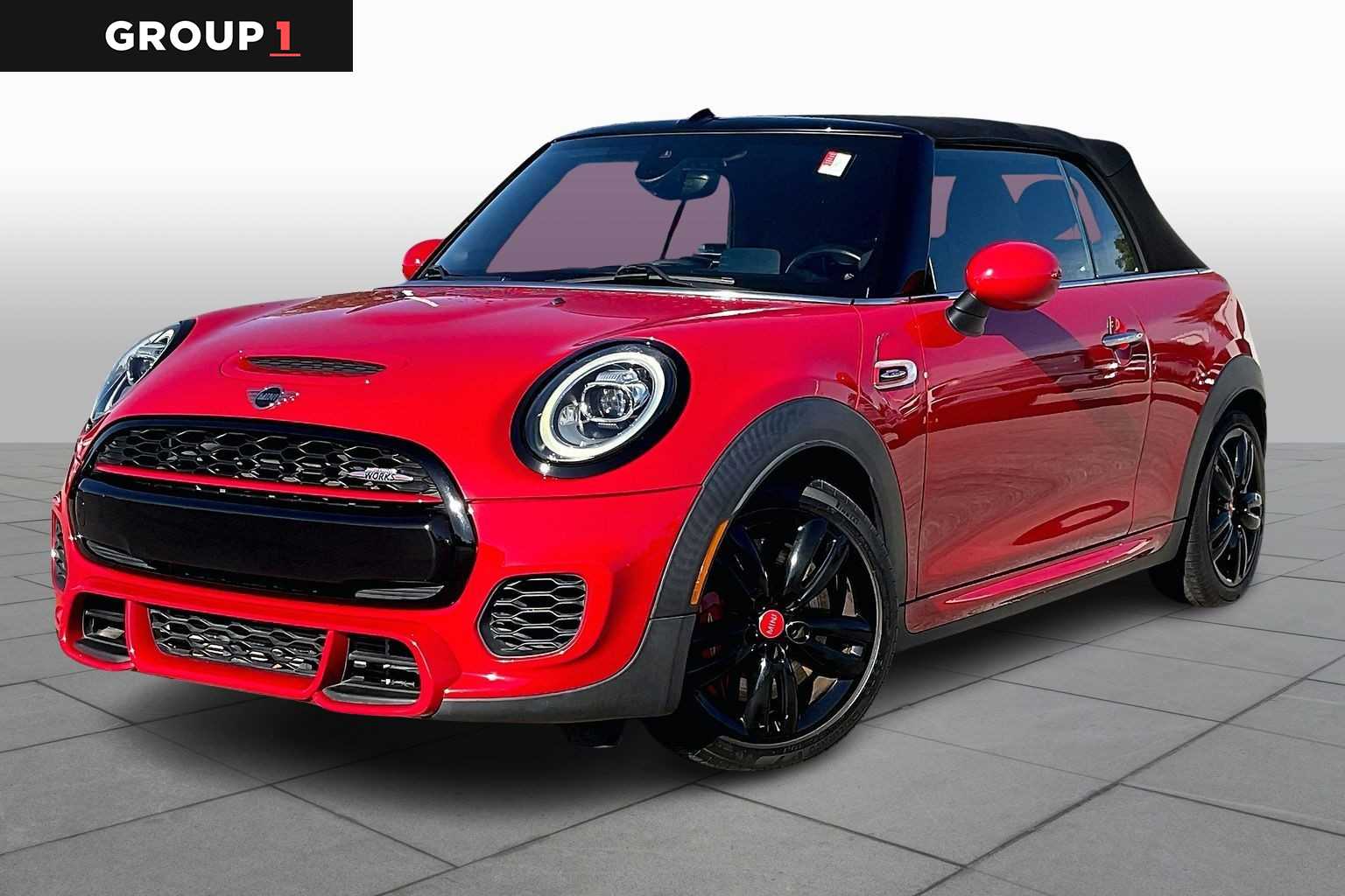 2019 MINI Convertible John Cooper Works's photo