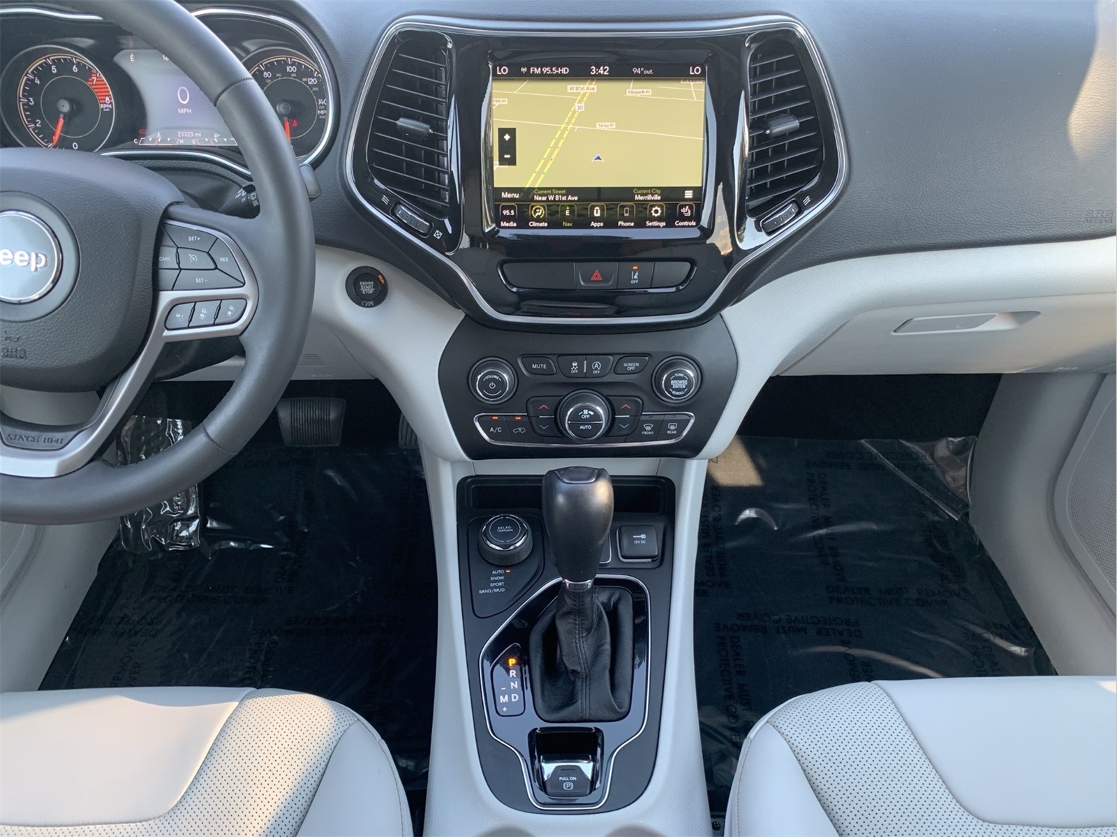 2022 Jeep Cherokee Limited photo 25