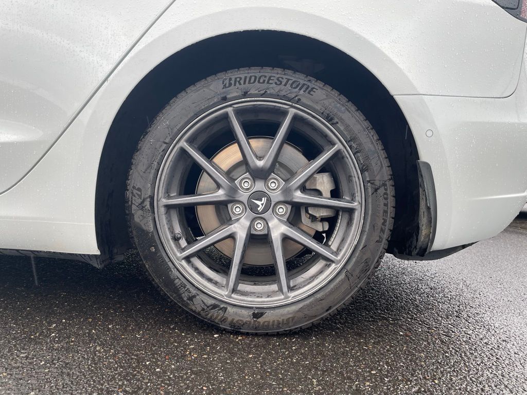 2021 Tesla Model 3 Long Range photo 8