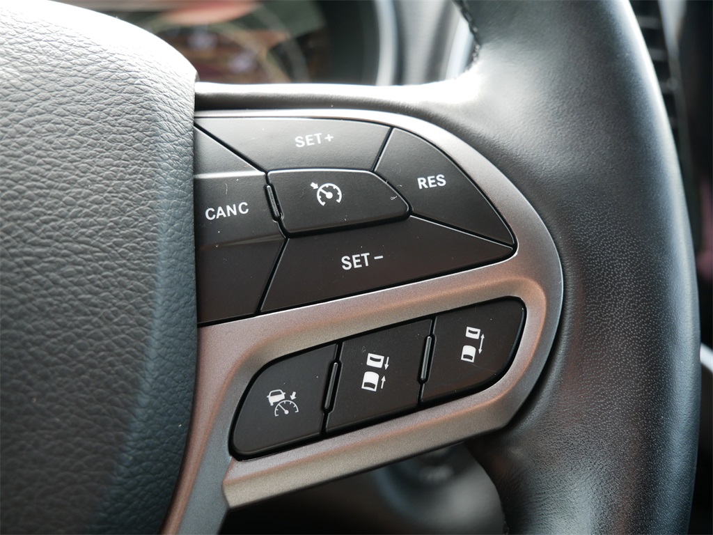2021 Jeep Cherokee Limited photo 23