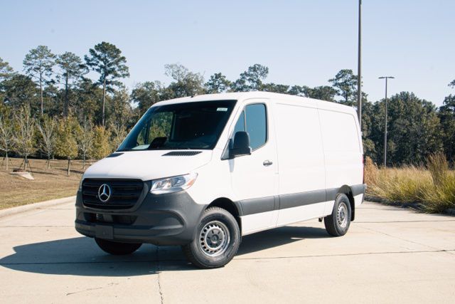 2025 Mercedes-Benz Sprinter Cargo Van Base's photo