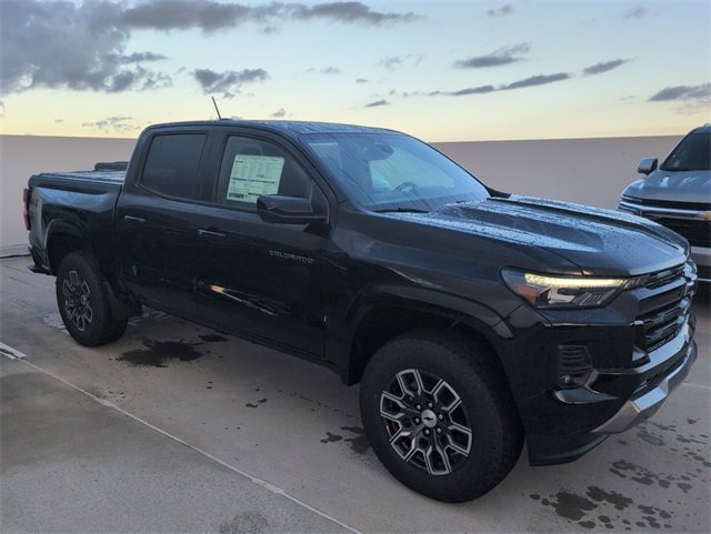 2026 Chevrolet Colorado Z71 photo 2