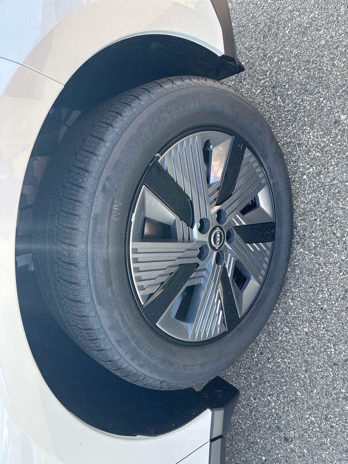 2025 Nissan Murano SL photo 4