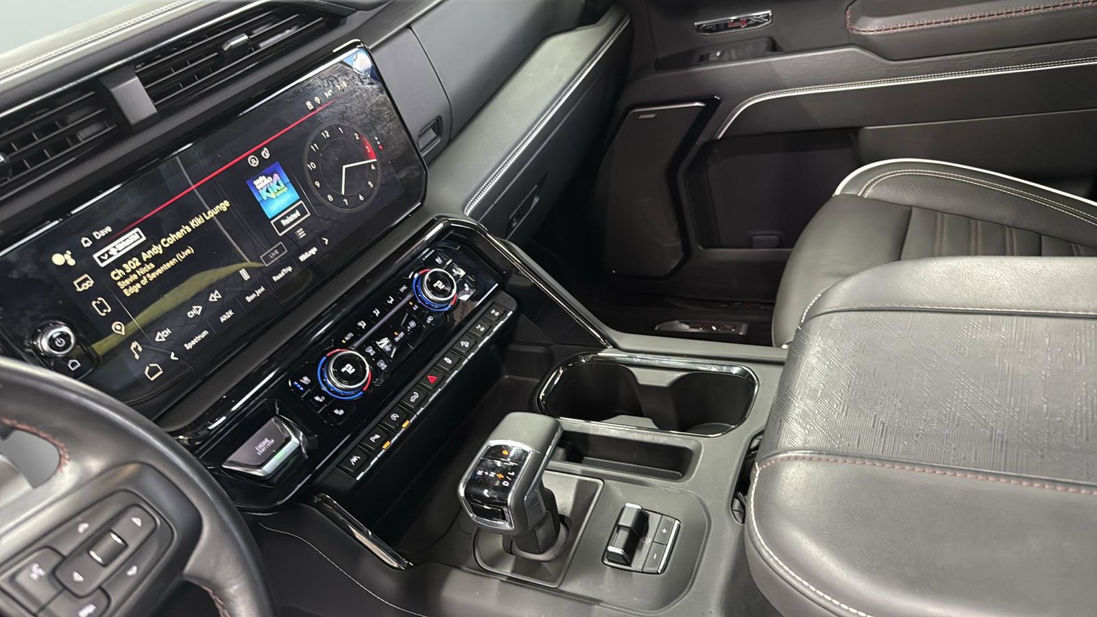 2024 Gmc Sierra 1500 AT4X photo 21