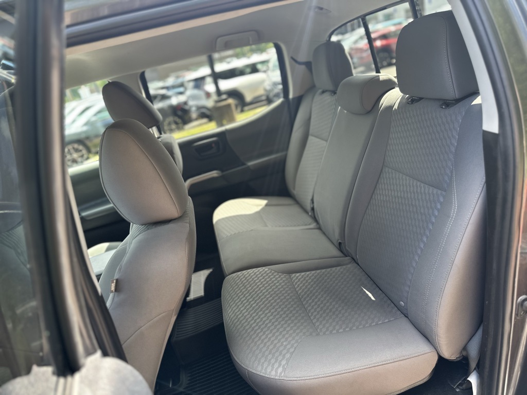 2023 Toyota Tacoma SR5 photo 21
