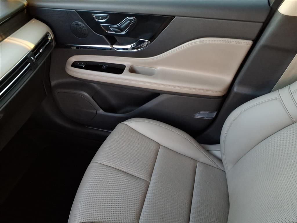 2023 LINCOLN CORSAIR - Image 21