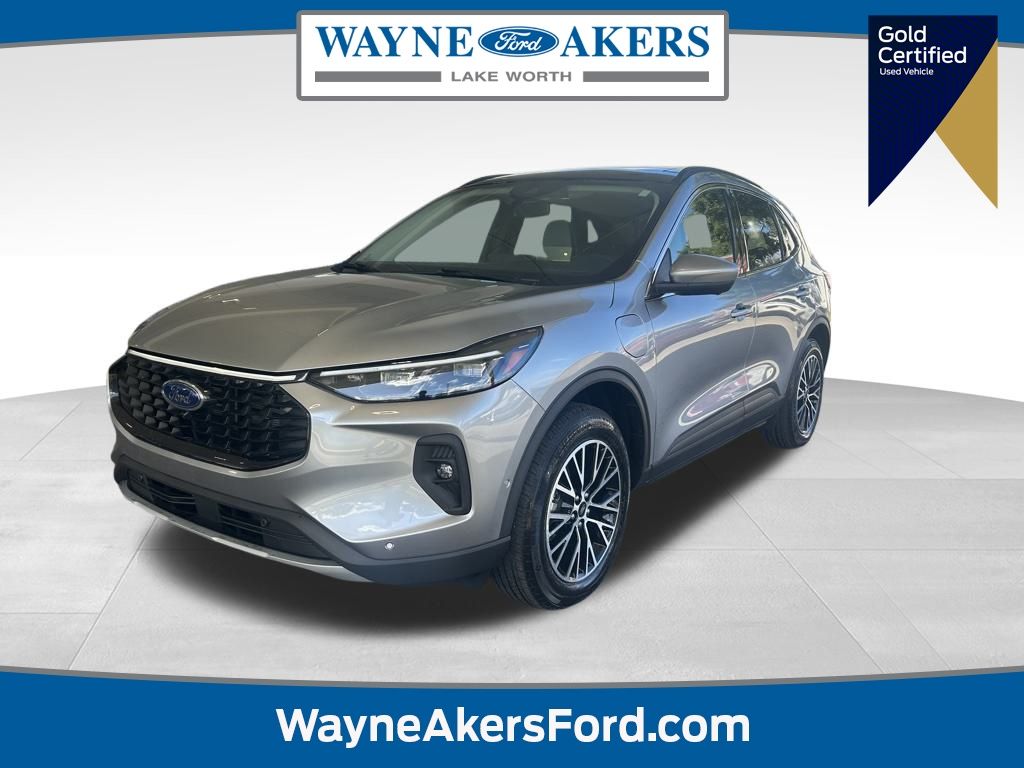 2024 Ford Escape PHEV's photo
