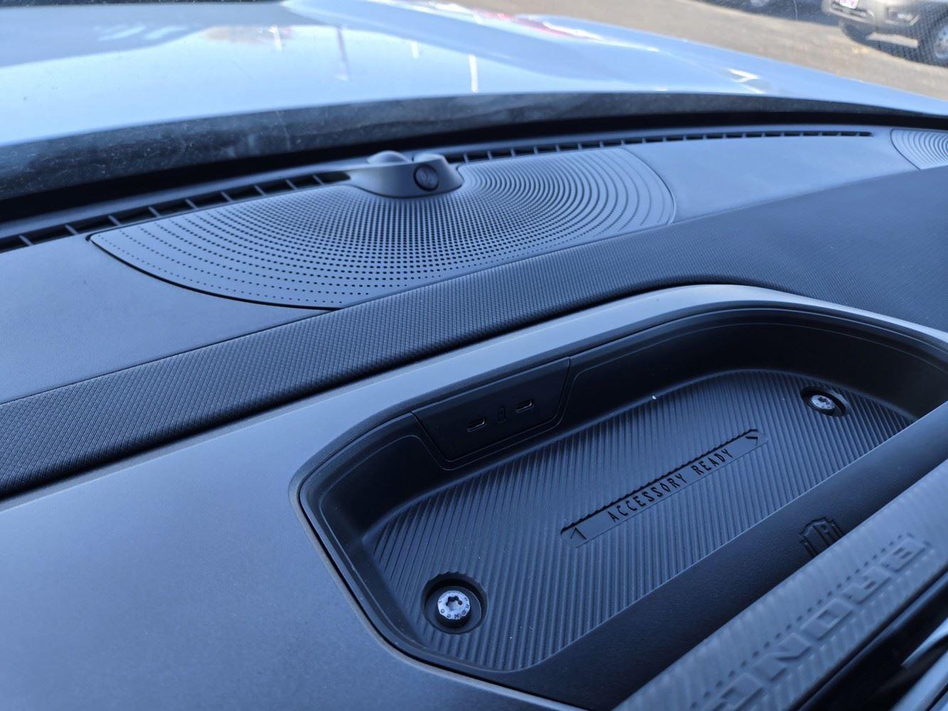 2025 Ford Bronco Sport Outer Banks photo 4