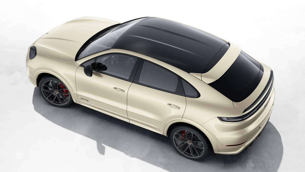 2026 Porsche Cayenne GTS Coupe photo 4