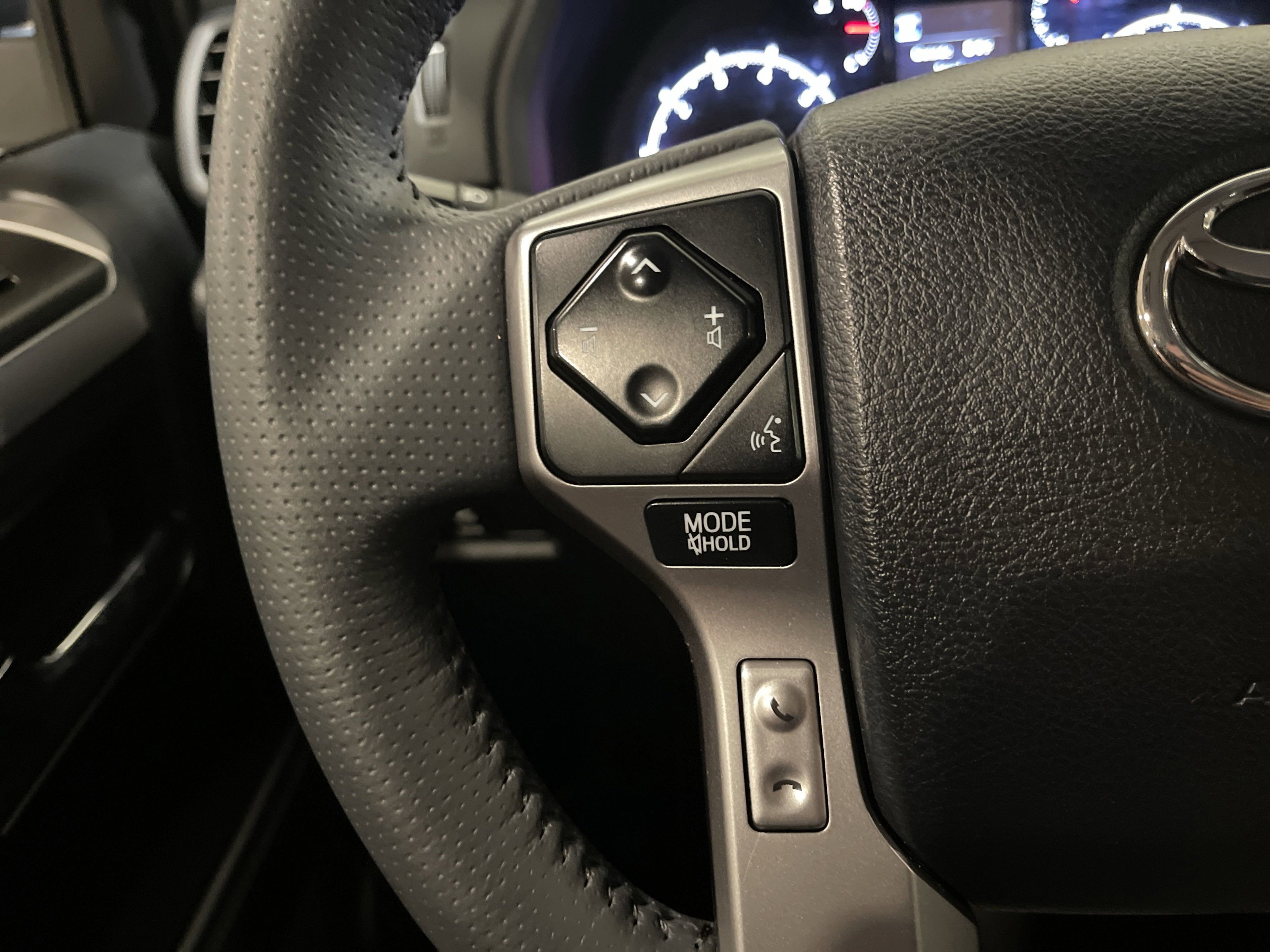 2021 Toyota 4Runner SR5 Premium photo 13