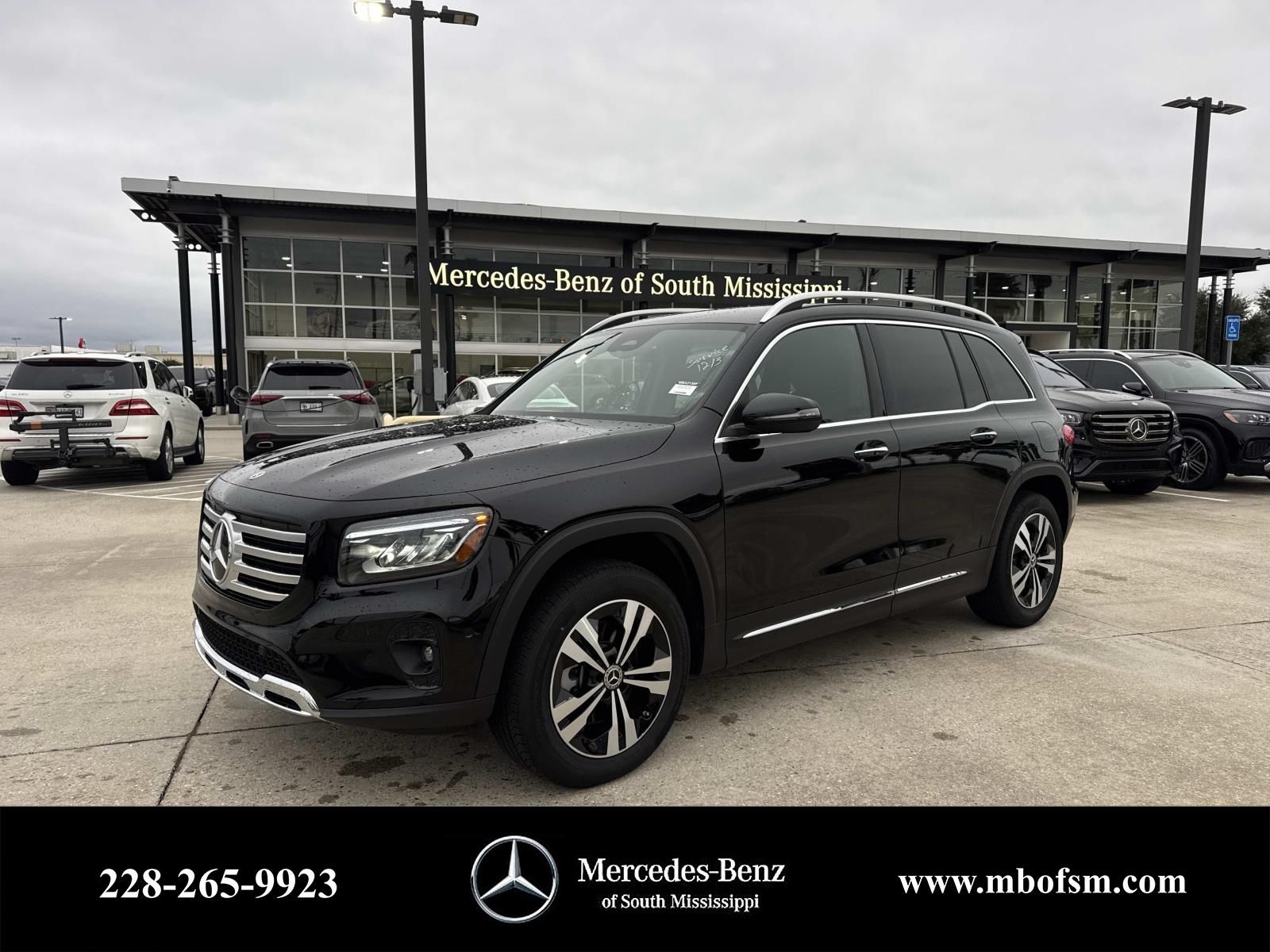 2025 Mercedes-Benz GLB Base's photo