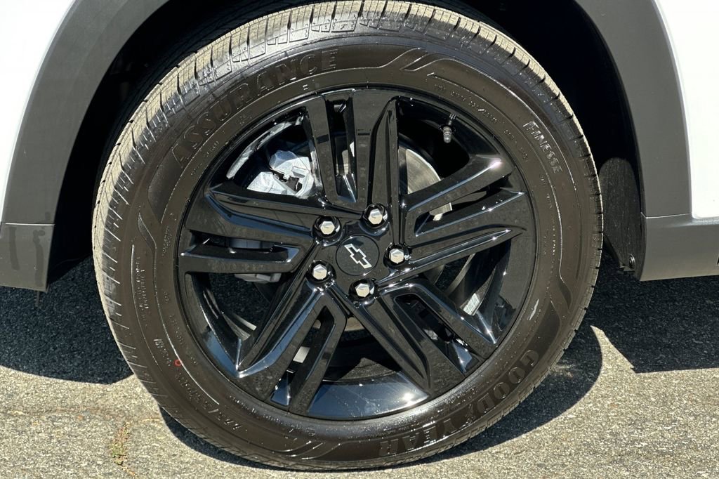 2025 Chevrolet Trax ACTIV photo 29