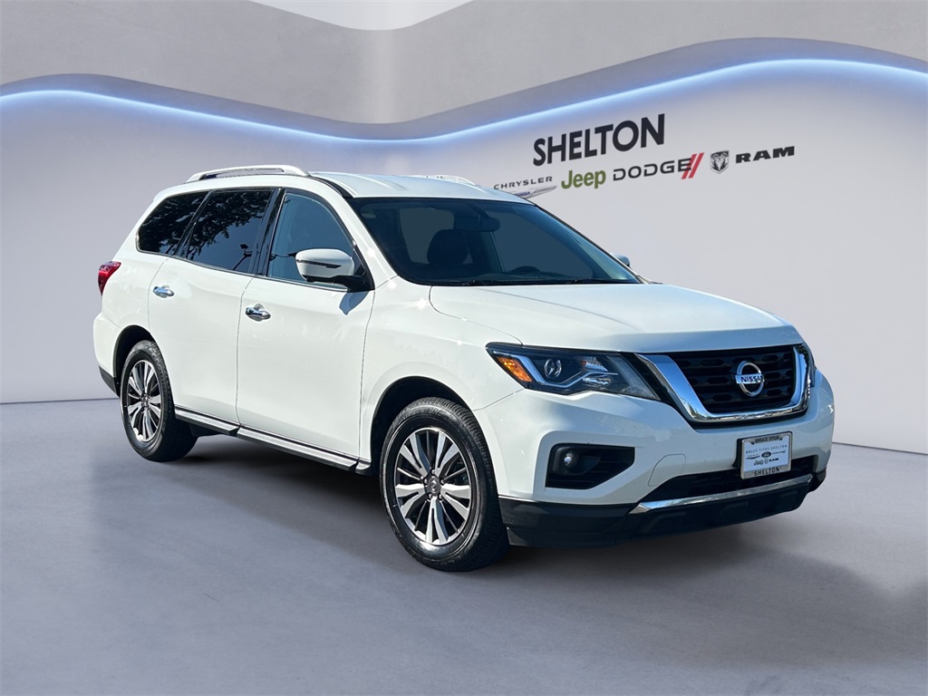 2019 Nissan Pathfinder SL photo 6