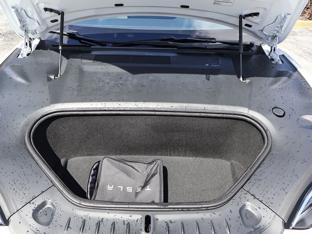 2022 Tesla Model S photo 16