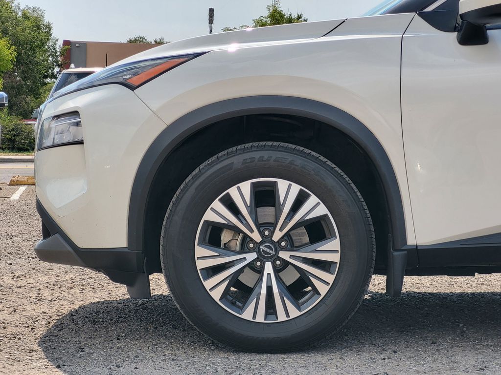 2023 Nissan Rogue SV photo 6