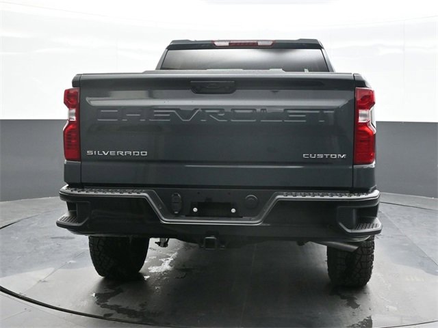2026 Chevrolet Silverado 1500 Custom Trail Boss photo 2