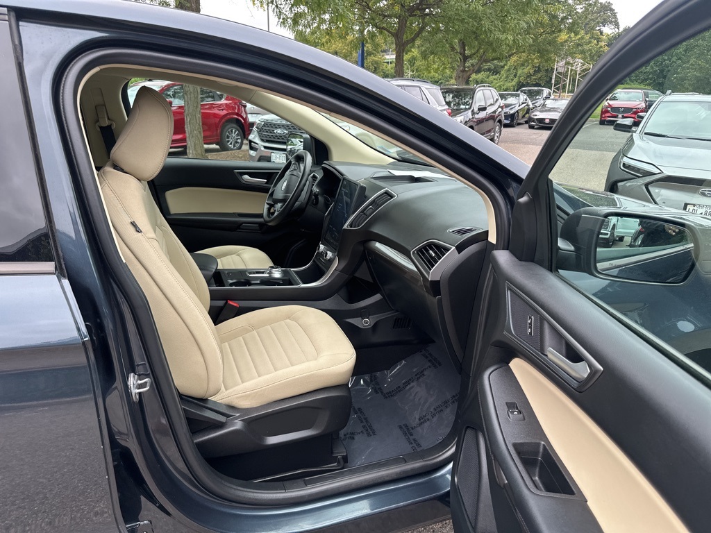 2024 Ford Edge SE photo 19