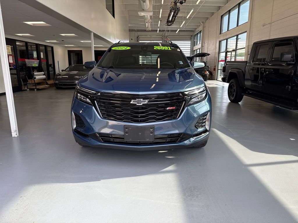 2024 Chevrolet Equinox RS photo 2