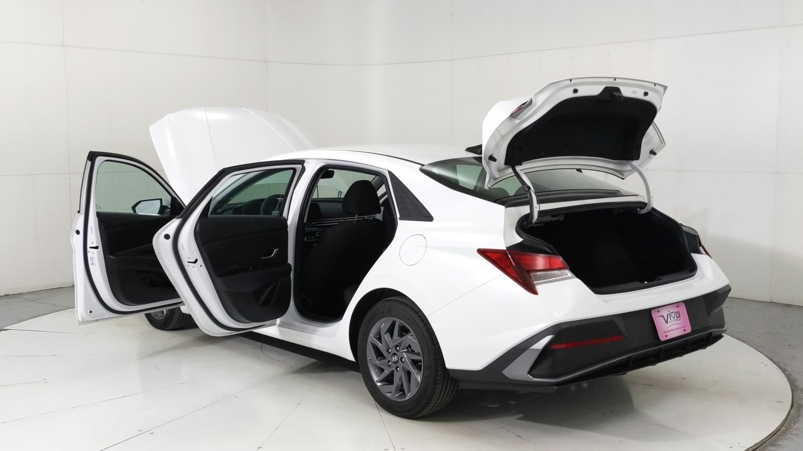 Used 2024 Serenity White Hyundai SEL image 11