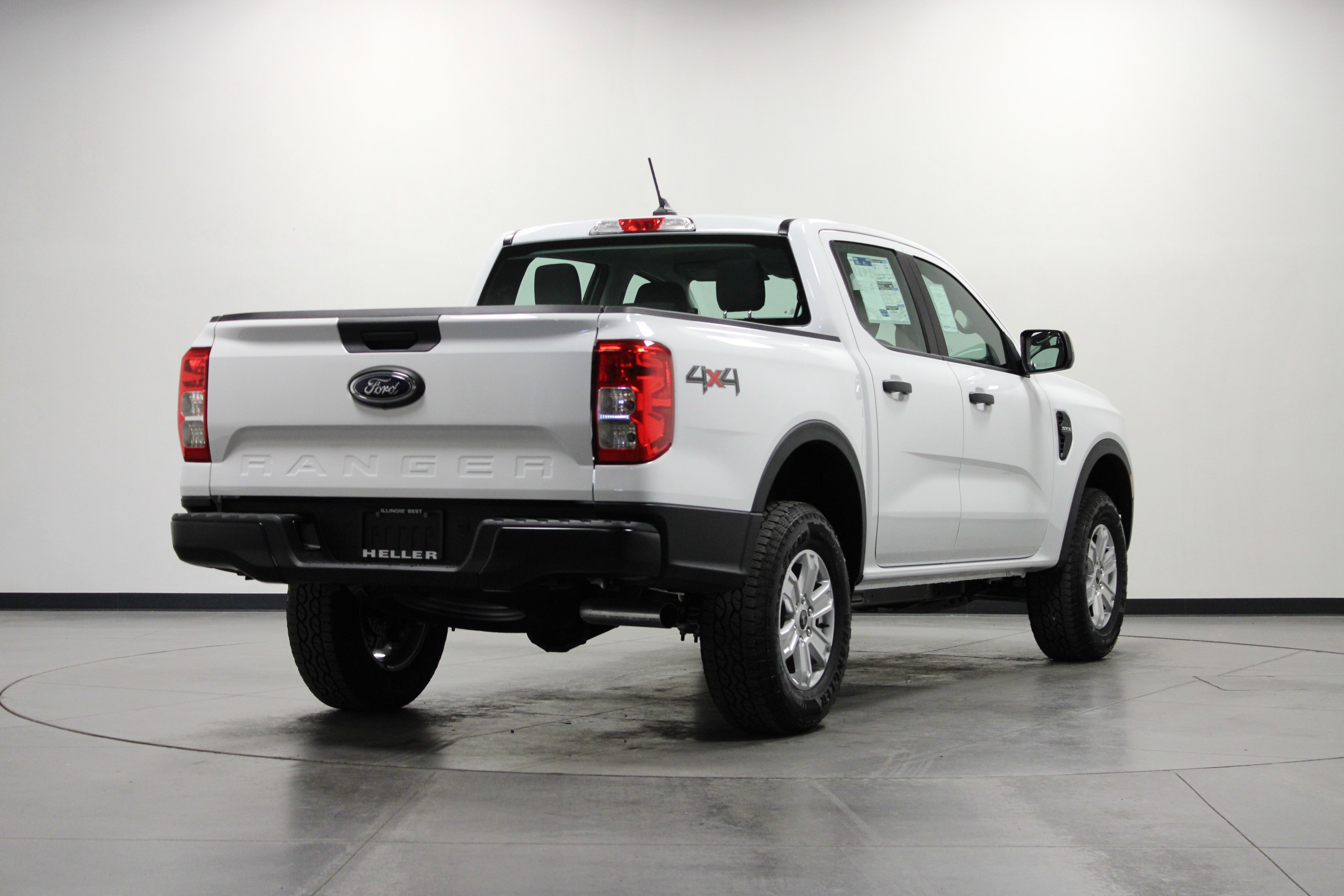 2025 Ford Ranger XL photo 3