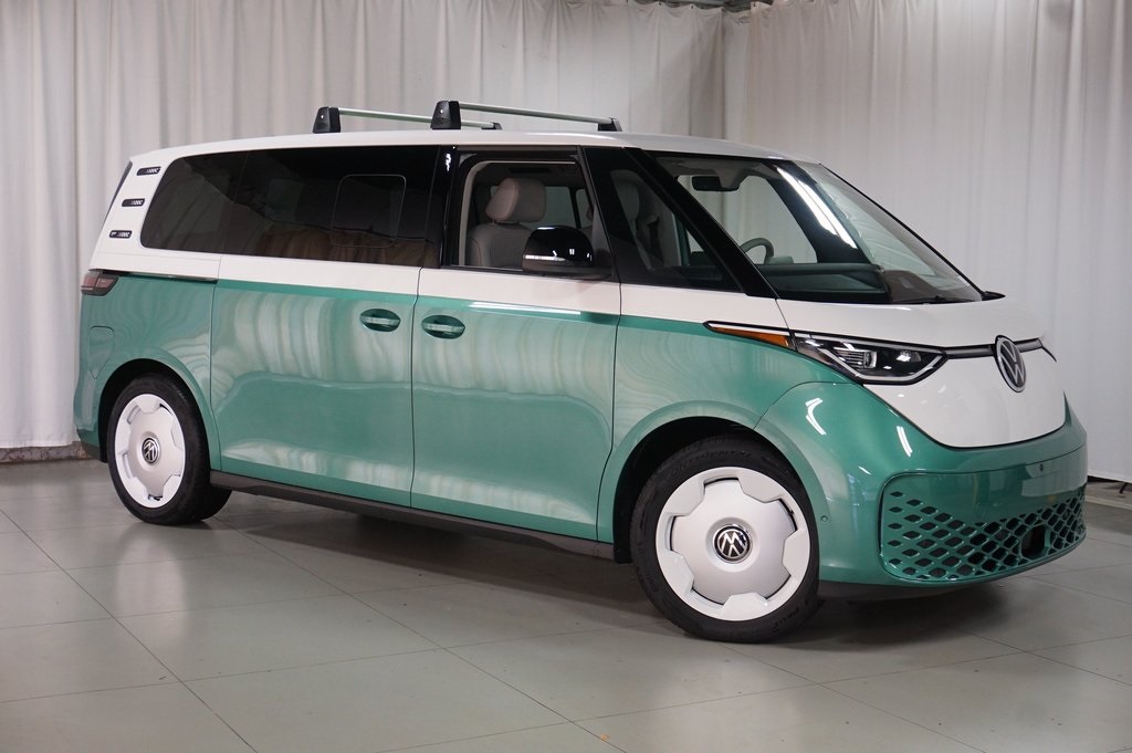 2025 Volkswagen ID. Buzz photo 2