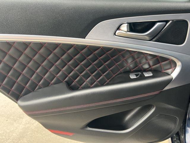 2019 Genesis G70 3.3T Advanced photo 22