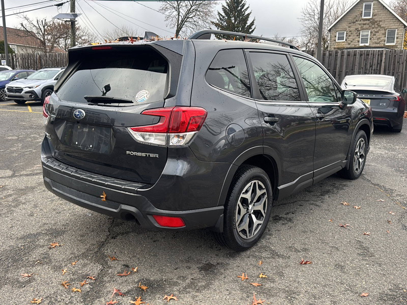 2019 Subaru Forester Premium photo 2