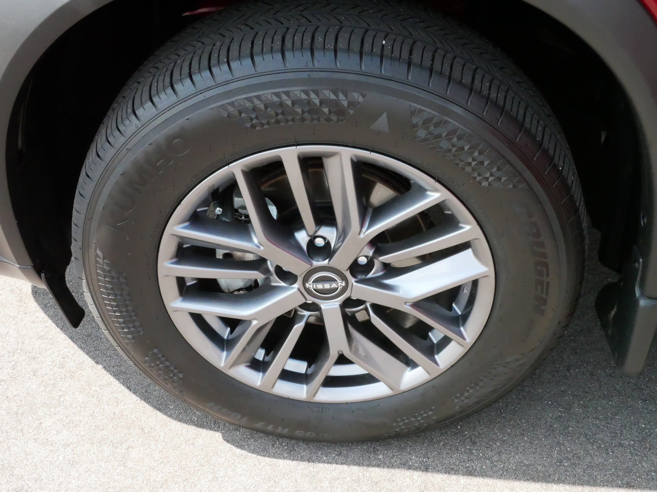2023 Nissan Rogue S photo 14